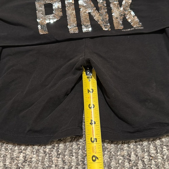 Pink yoga Victoria’s secret fold over shorts - Picture 4 of 7